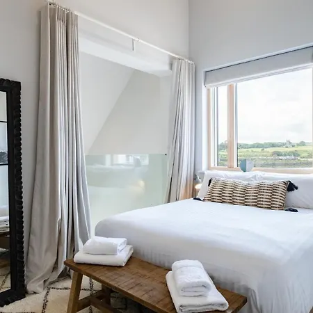 Primero - Villas Villa Hayle